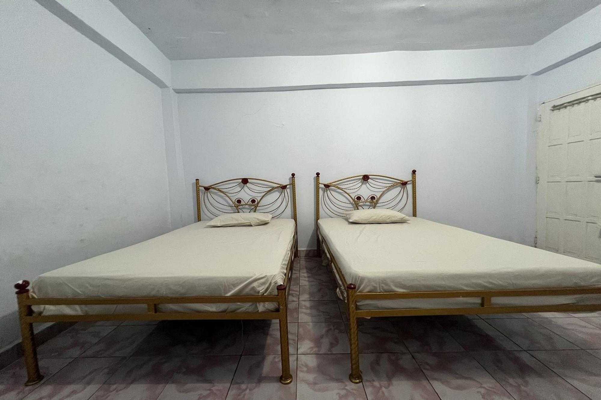 Oyo 91757 Surya Hotelneartaman Anggrek Pkk Watansoppeng Lalabata Luaran gambar
