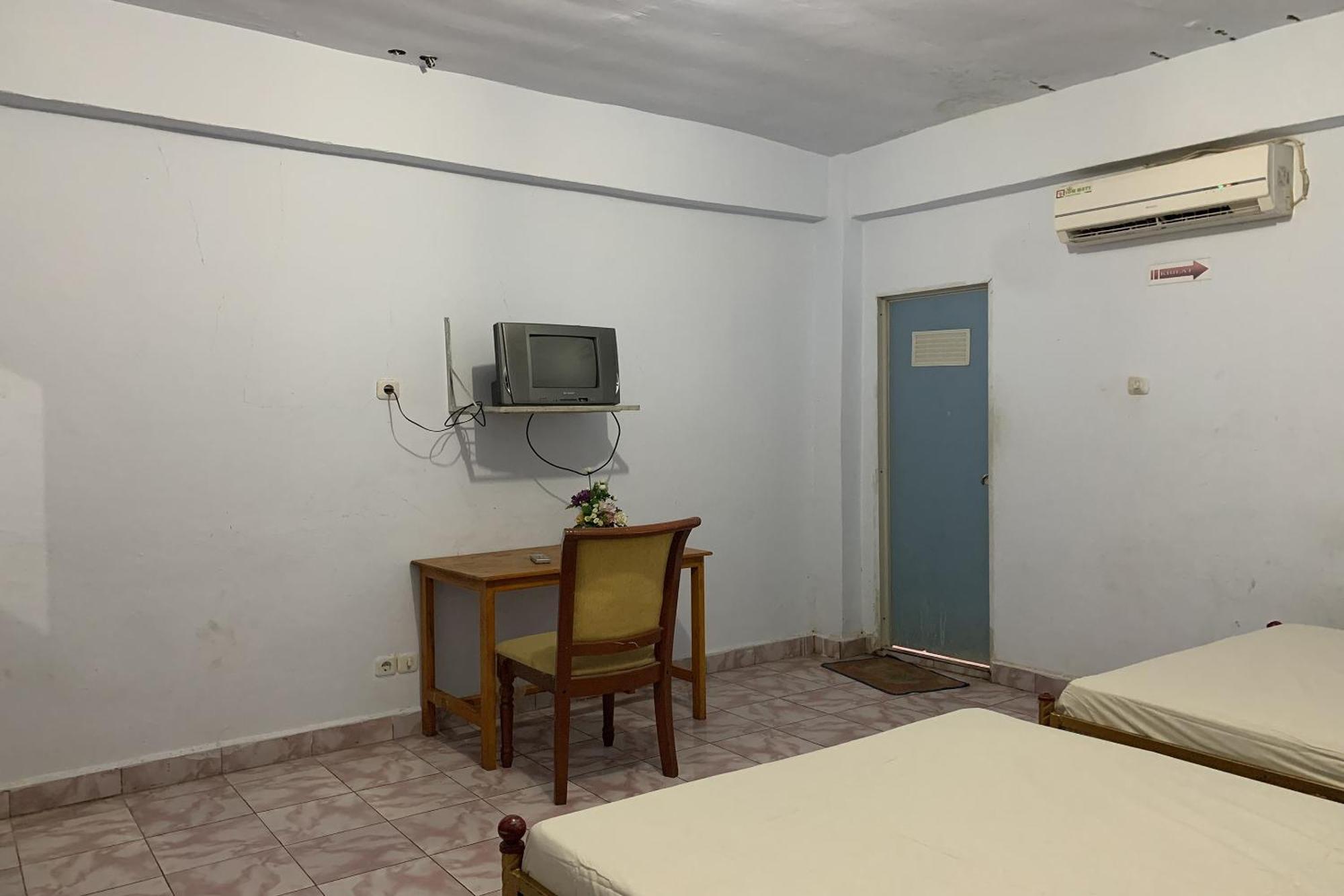 Oyo 91757 Surya Hotelneartaman Anggrek Pkk Watansoppeng Lalabata Luaran gambar
